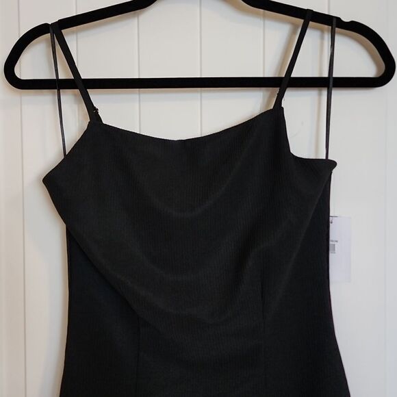 Open Edit strappy dress, ribbed, Back slit, back zip, Size Med NWT - Picture 2 of 6